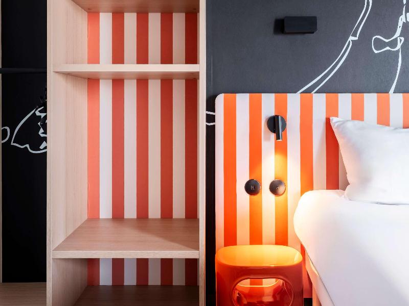 Ibis Styles La Rochelle Centre les Minimes image