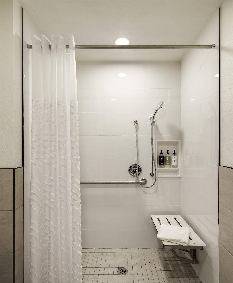 Ayres Hotel Redlands image