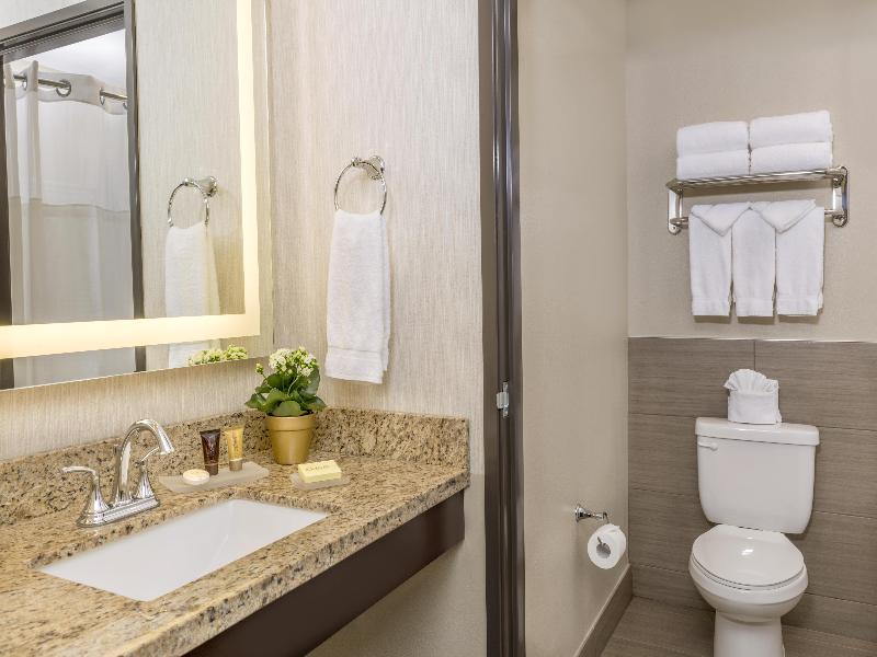 Ayres Suites Yorba Linda image