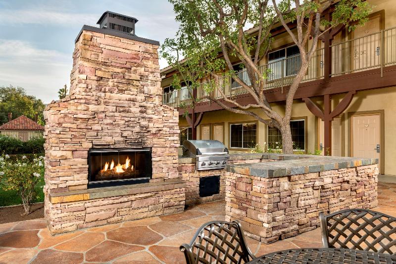 Best Western Corona Hotel & Suites image