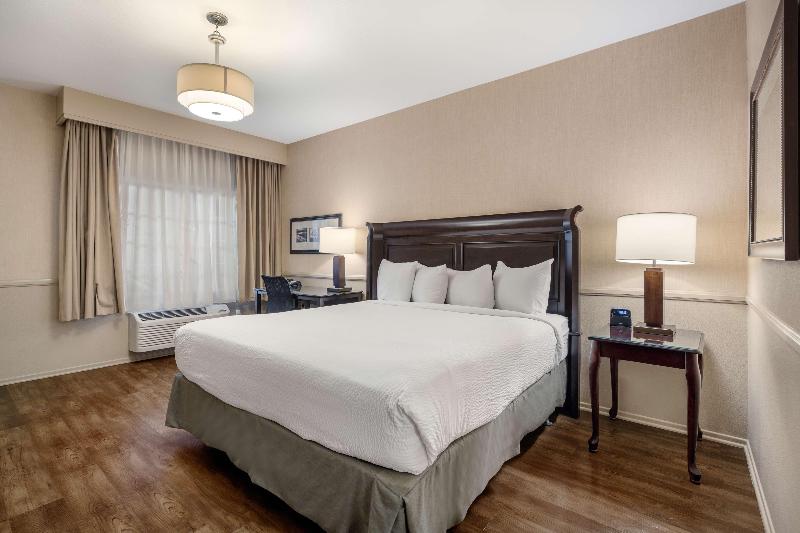 Best Western Corona Hotel & Suites image