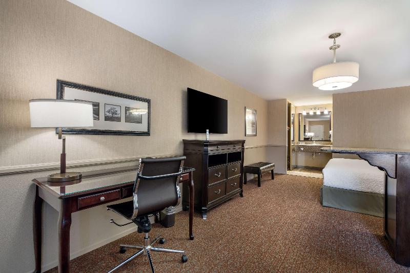 Best Western Corona Hotel & Suites image