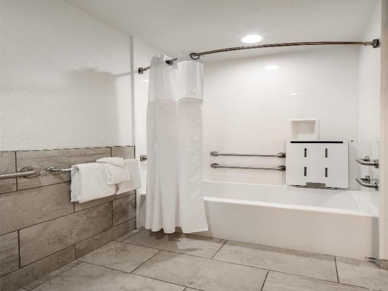 Ayres Suites Diamond Bar image