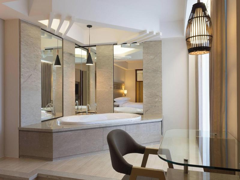 Fairfield by Marriott Bali Legian image
