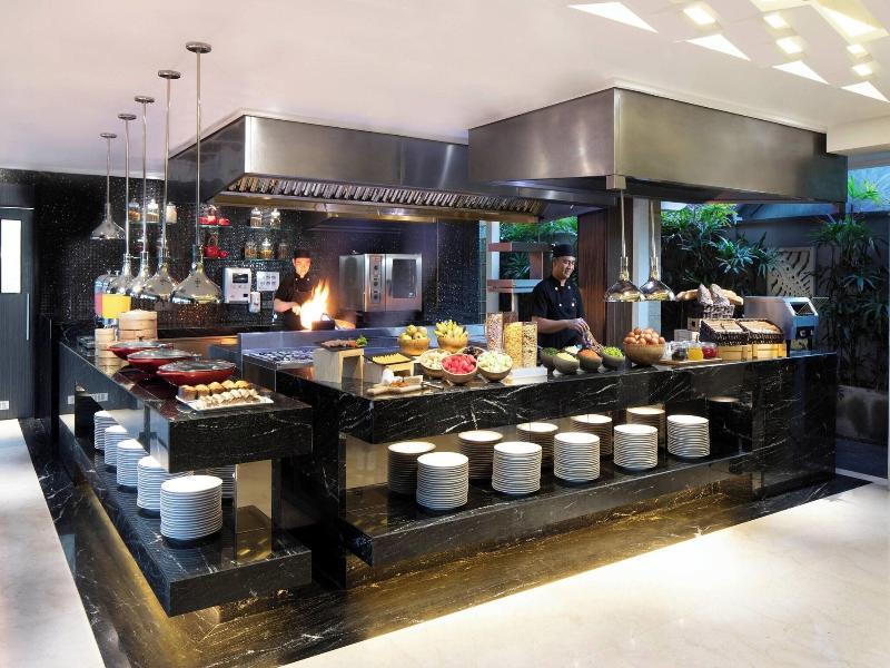 Fairfield by Marriott Bali Legian image