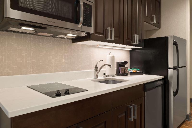 Homewood Suites by Hilton Milwaukee Downtown image