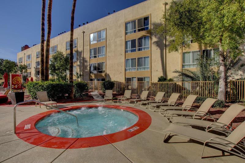 Golden Nugget Laughlin image