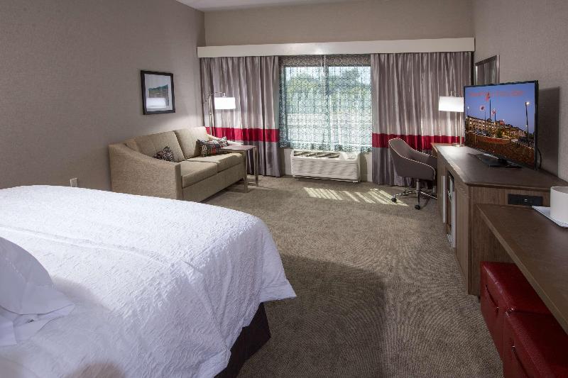 Hampton Inn & Suites Buellton/Santa Ynez image