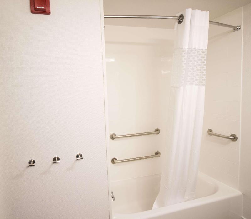 Hampton Inn Decatur Southeast image