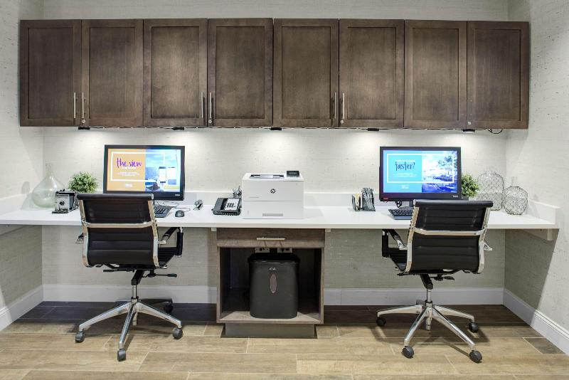 Hampton Inn & Suites Pittsburg Kansas Crossing image