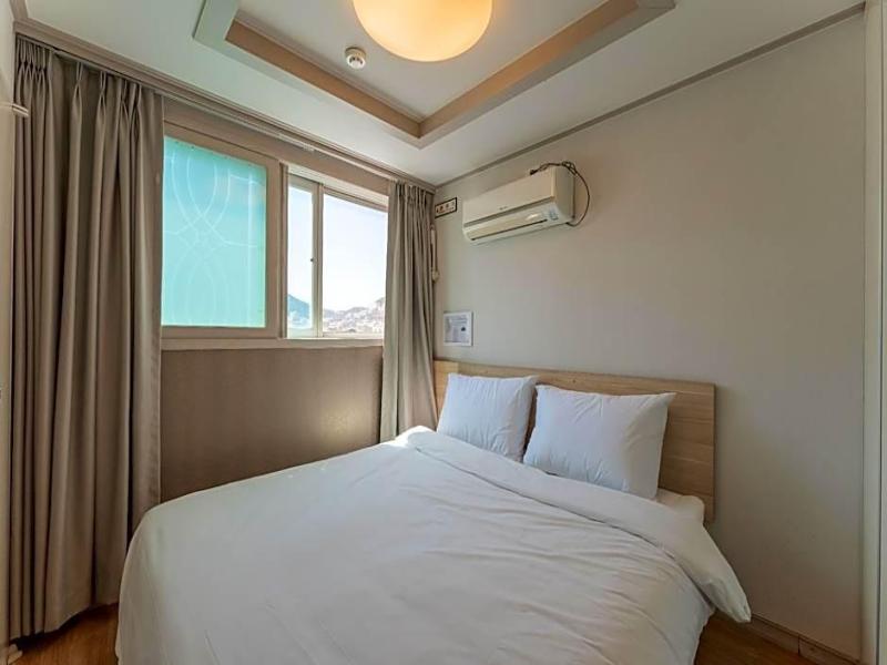 Global Inn Busan Nampodong Hotel image