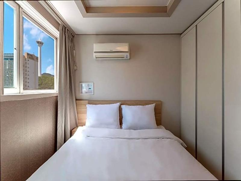 Global Inn Busan Nampodong Hotel image