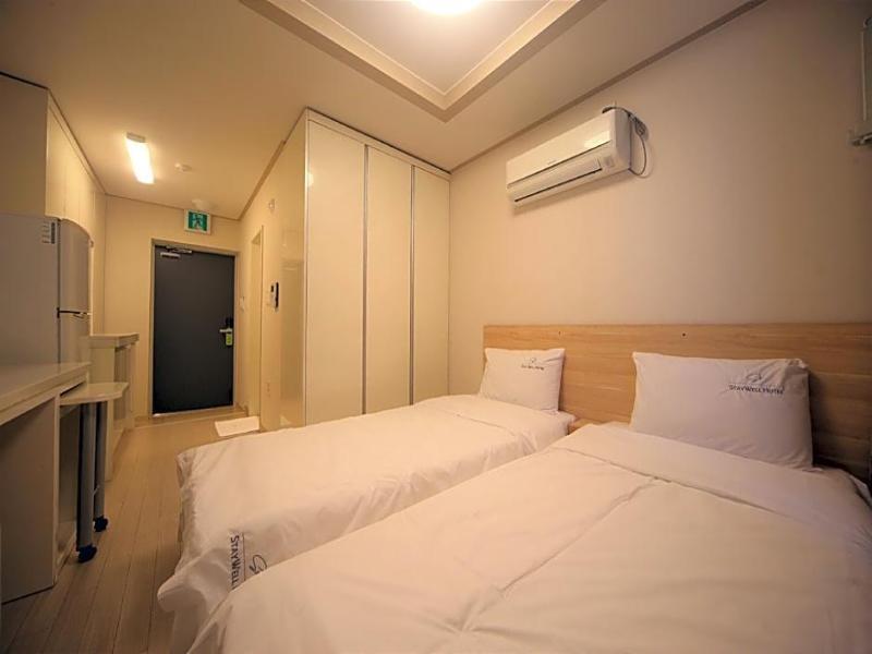 Global Inn Busan Nampodong Hotel image