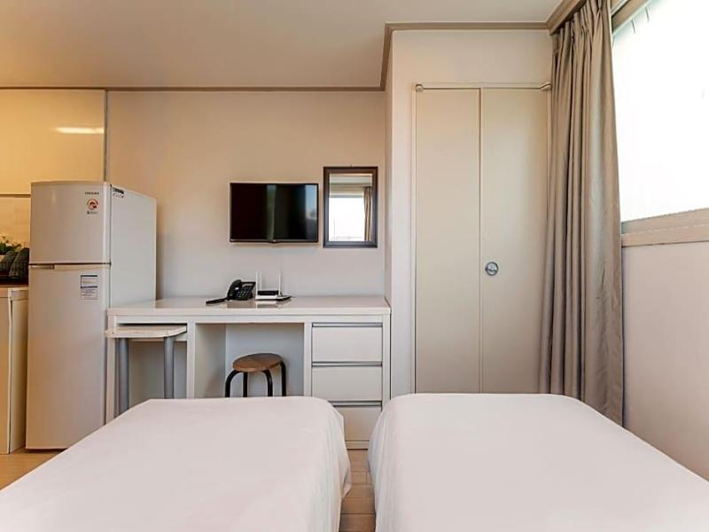 Global Inn Busan Nampodong Hotel image