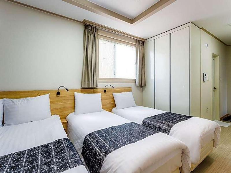 Global Inn Busan Nampodong Hotel image