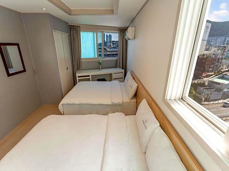 Global Inn Busan Nampodong Hotel image