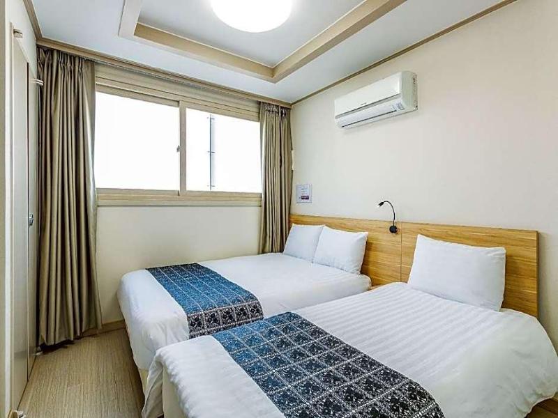 Global Inn Busan Nampodong Hotel image