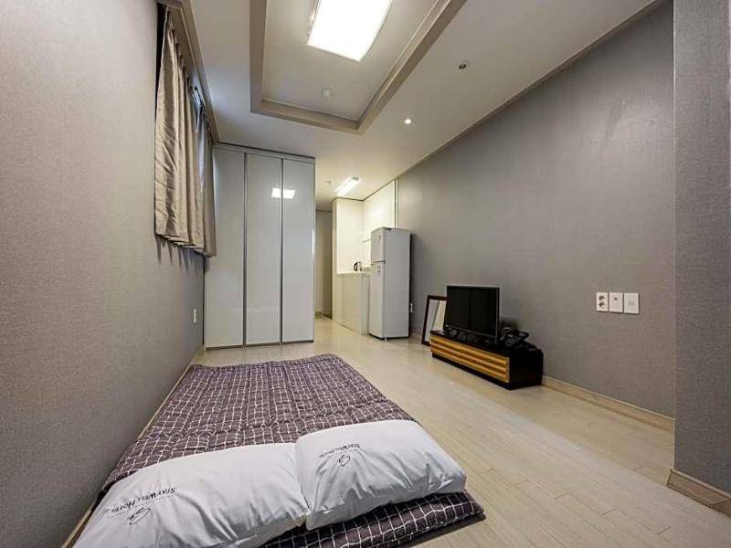 Global Inn Busan Nampodong Hotel image