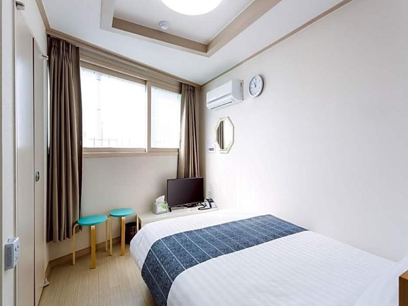 Global Inn Busan Nampodong Hotel image