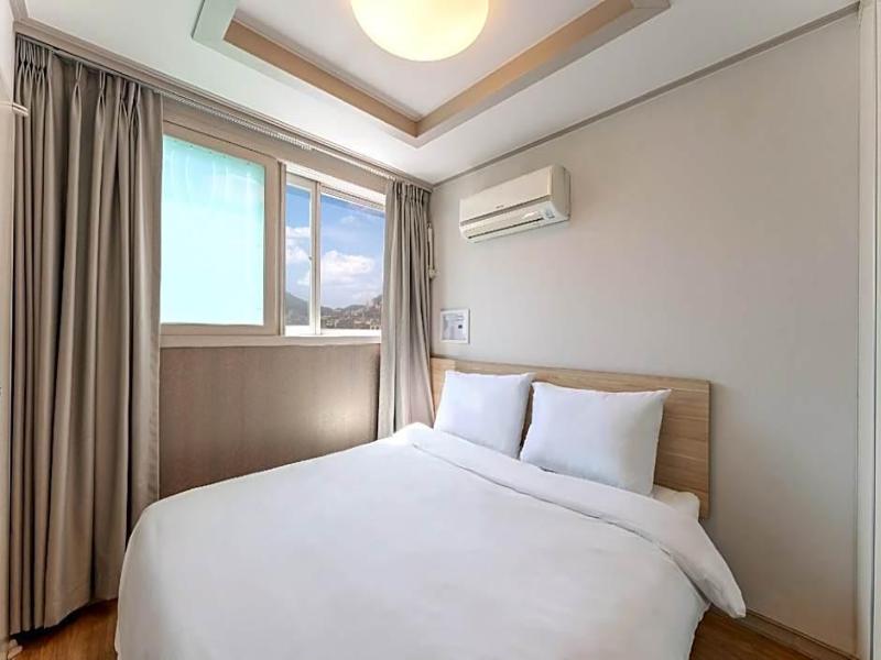 Global Inn Busan Nampodong Hotel image