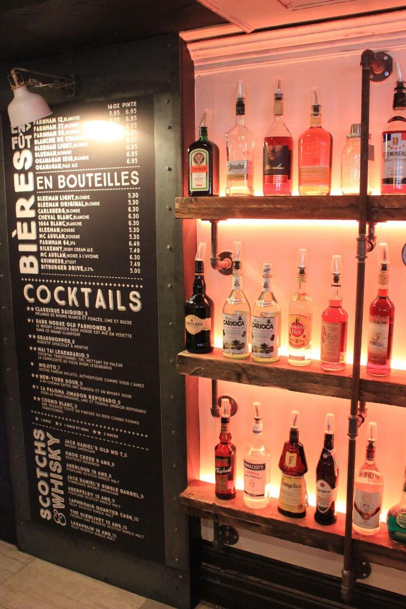 Hotel Chicoutimi BAR