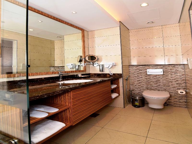 Best Western Plus Pearl Creek image