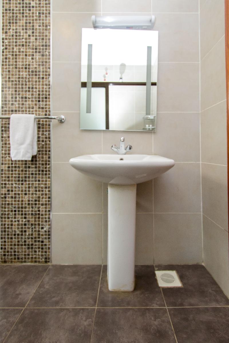 Victoria Comfort Inn image
