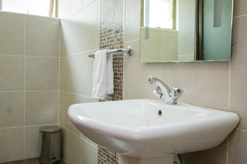 Victoria Comfort Inn image