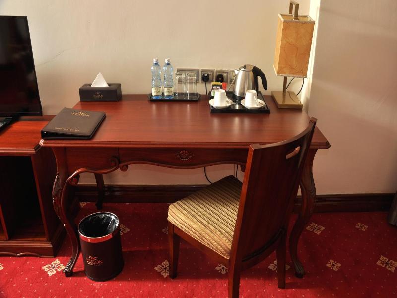 Weston Hotel image