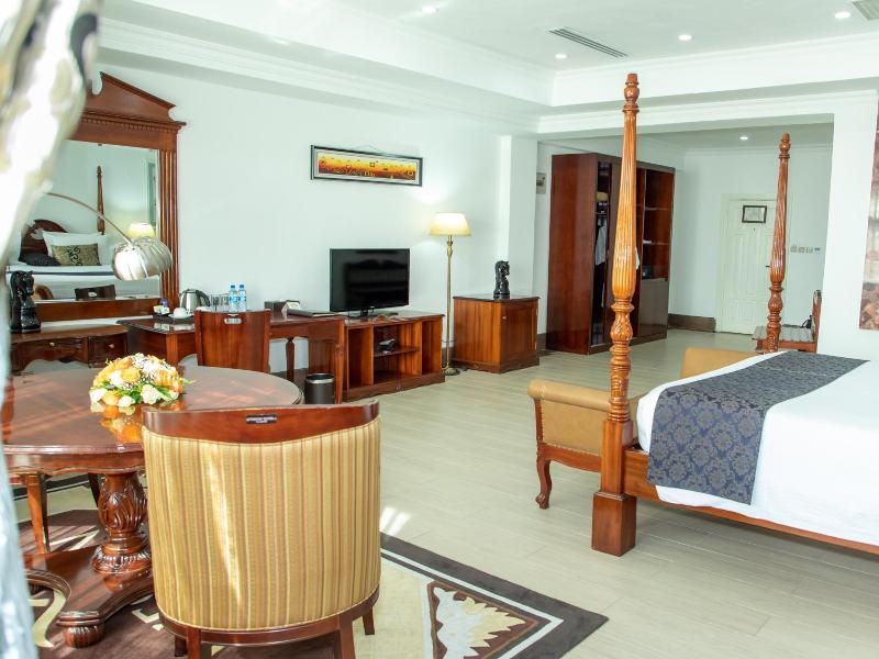 Weston Hotel image
