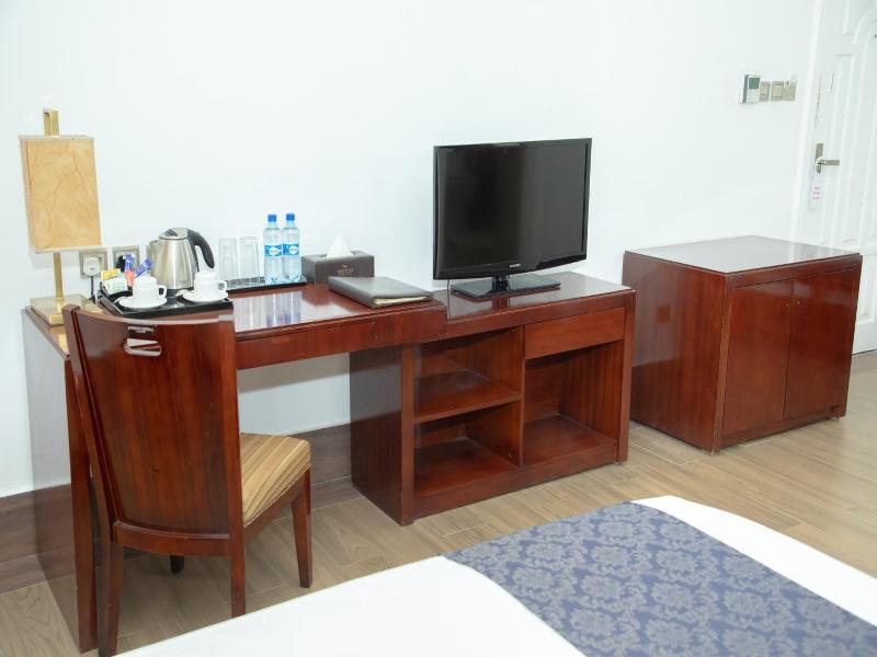 Weston Hotel image