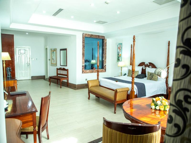 Weston Hotel image