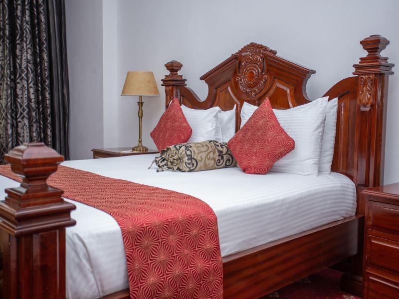 Weston Hotel image