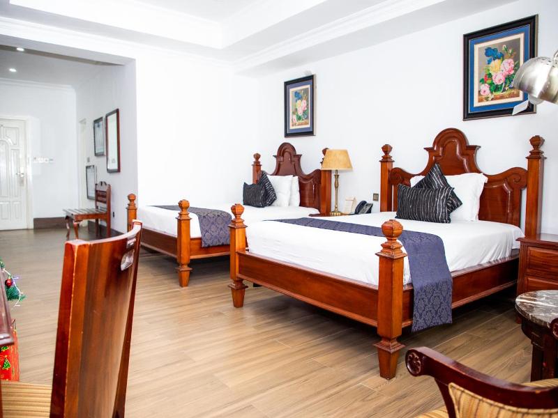 Weston Hotel image