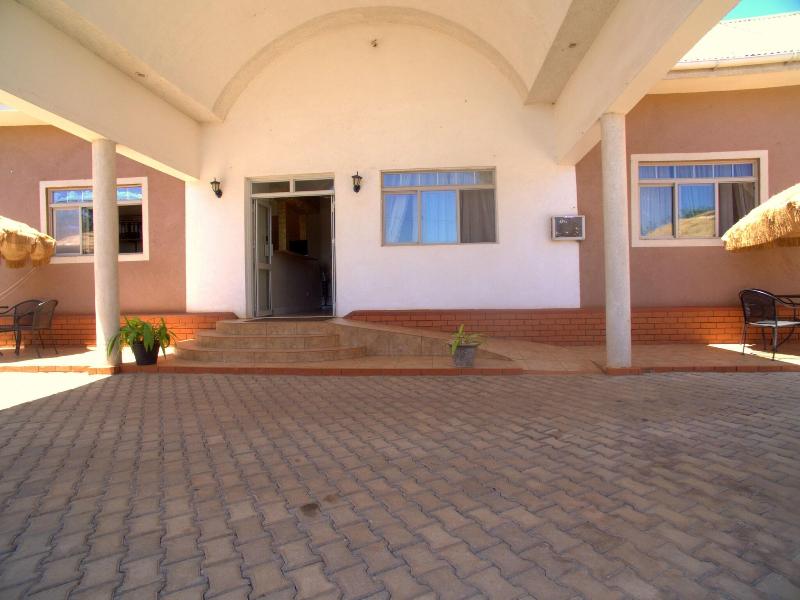 Executive Airport Hotel image