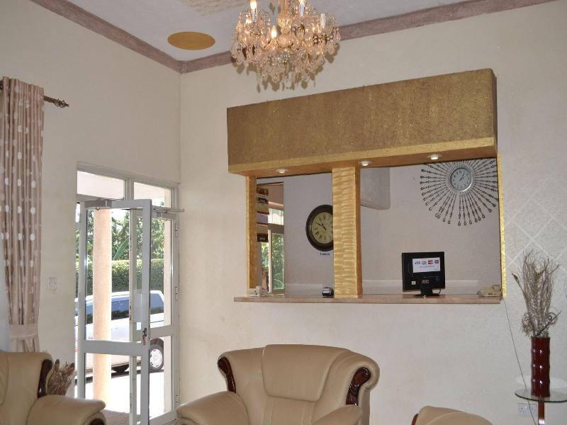 Executive Airport Hotel image