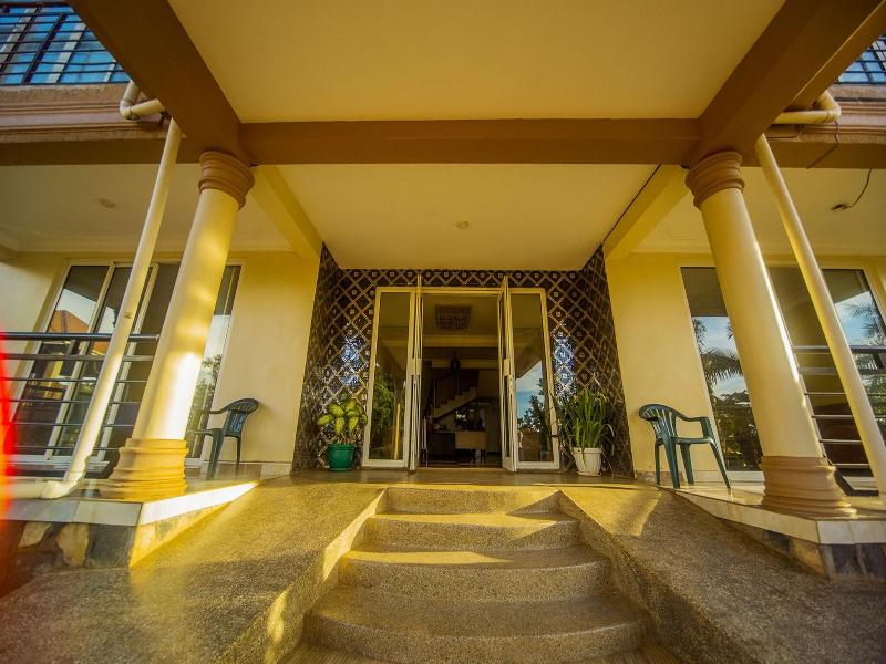Hotel Royal Nest image