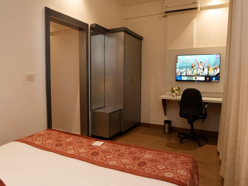 Regenta Inn, Airport Road Bangalore image