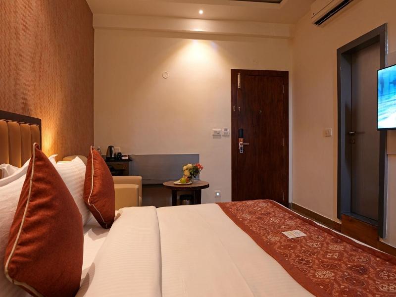 Regenta Inn, Airport Road Bangalore image