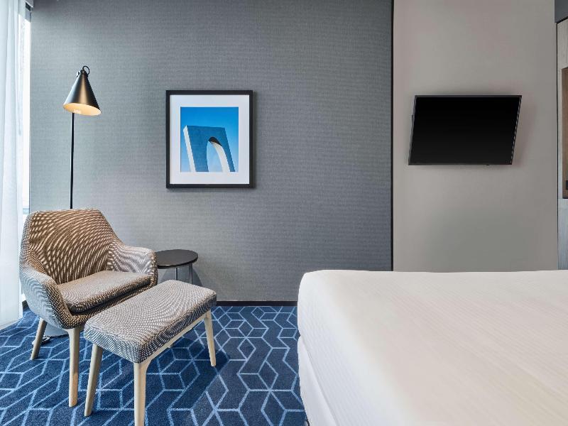 Vibe Hotel Melbourne Docklands image