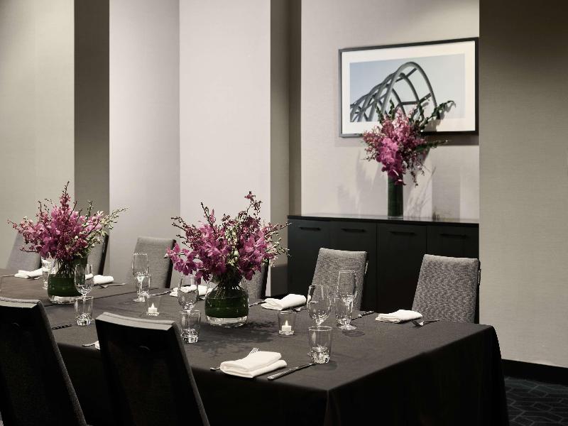 Vibe Hotel Melbourne Docklands image
