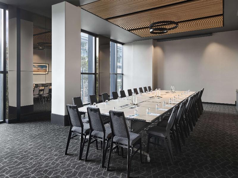 Vibe Hotel Melbourne Docklands image
