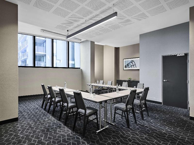 Vibe Hotel Melbourne Docklands image