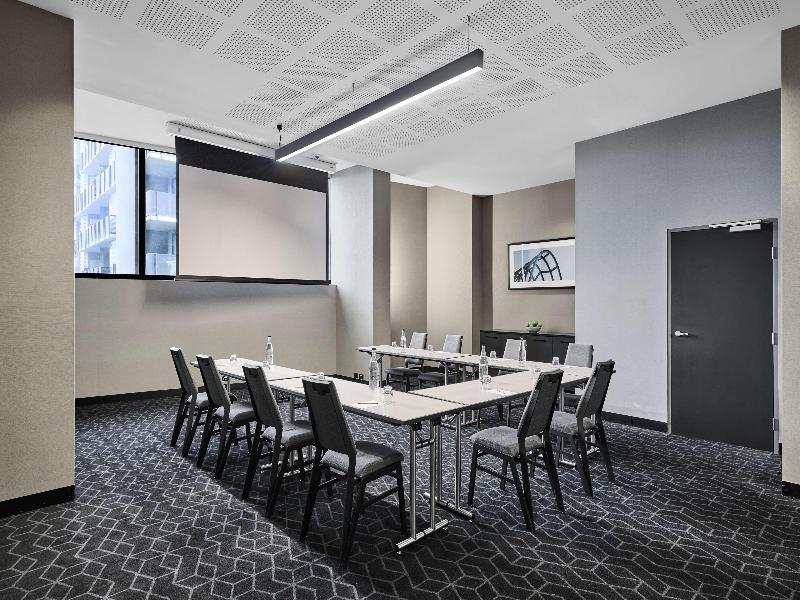 Vibe Hotel Melbourne Docklands image