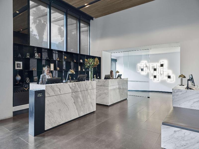 Vibe Hotel Melbourne Docklands image