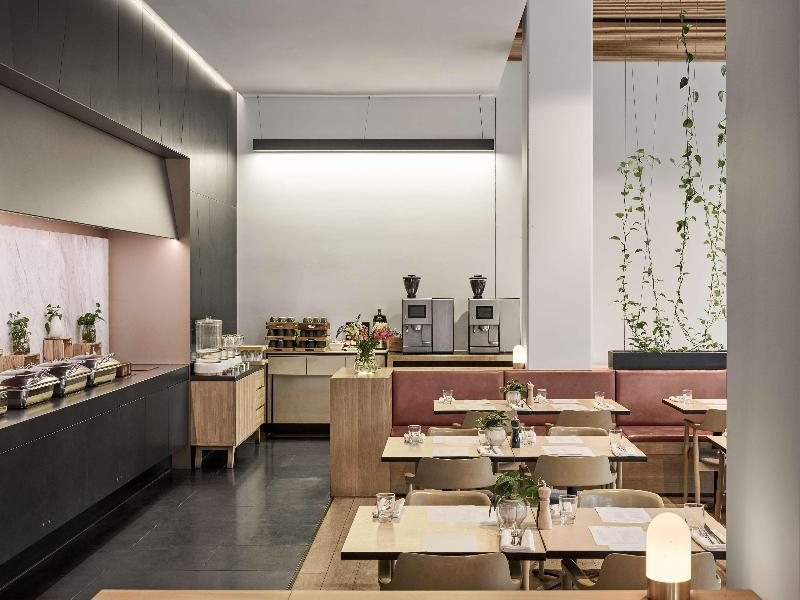 Vibe Hotel Melbourne Docklands image