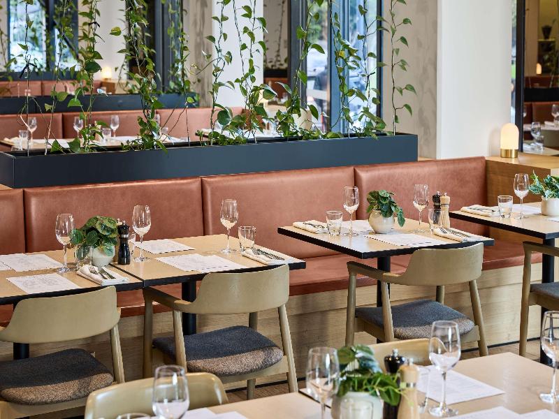 Vibe Hotel Melbourne Docklands image