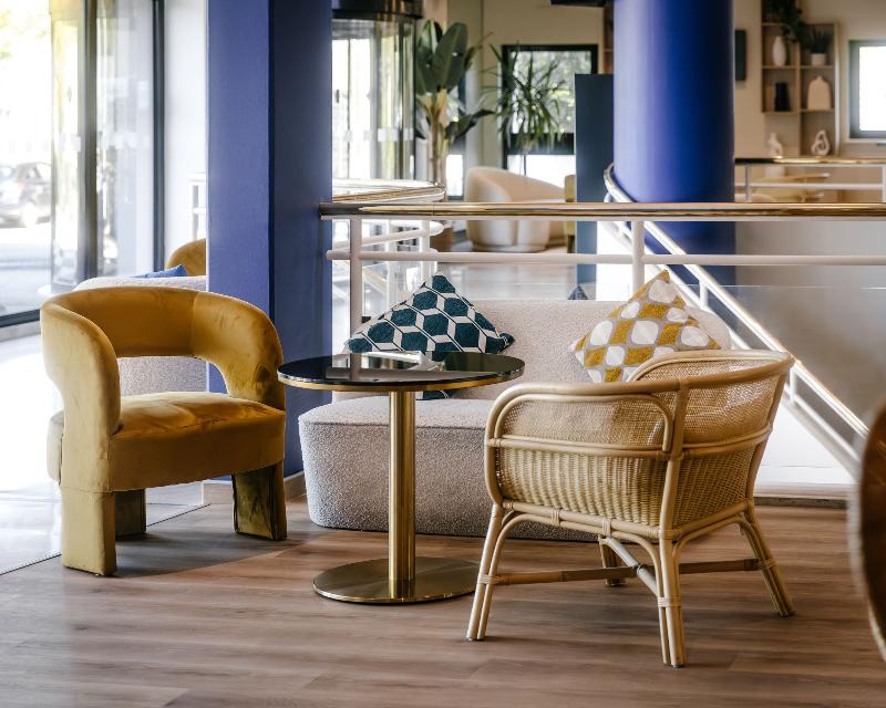 7Hotel & Spa image