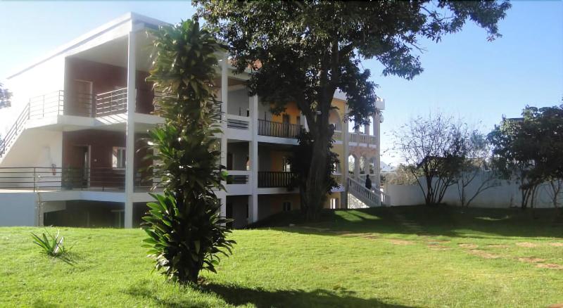 Hotel H1 Antsirabe — exterior view