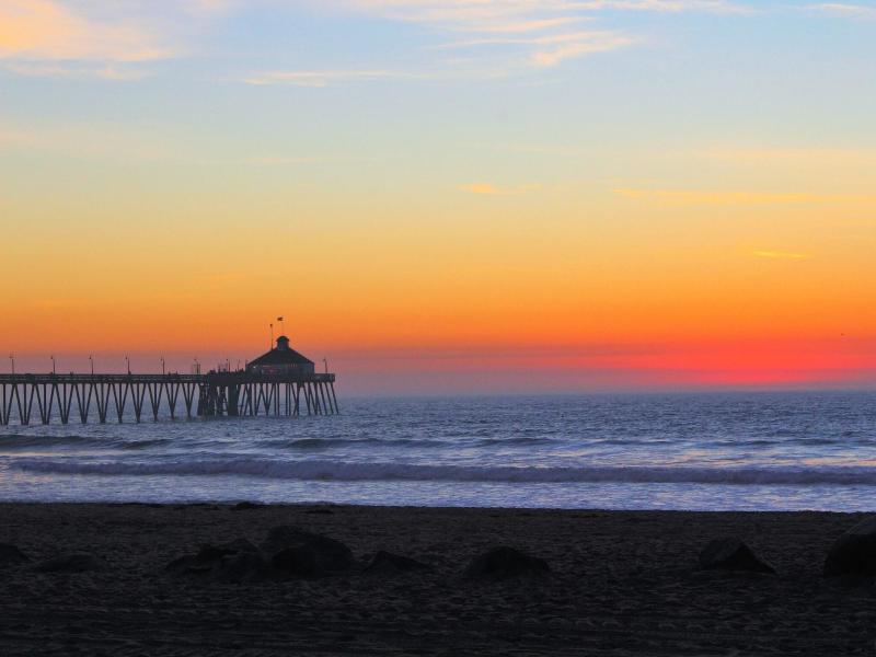 Sand Castle Inn And Suites image